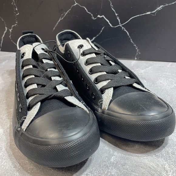 Twisted Kix Dul-133 Black/Grey Size 10m - Picture 1 of 10